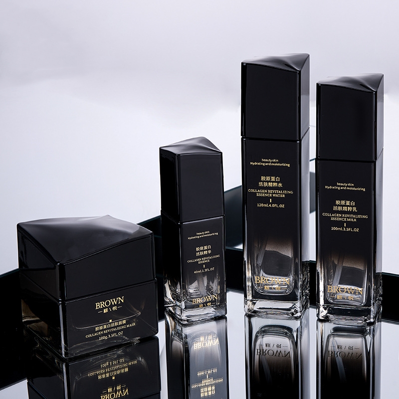 Jedinstvena četvrtasta staklena posuda za kremu s podignutim poklopcem za pakiranje kozmetike