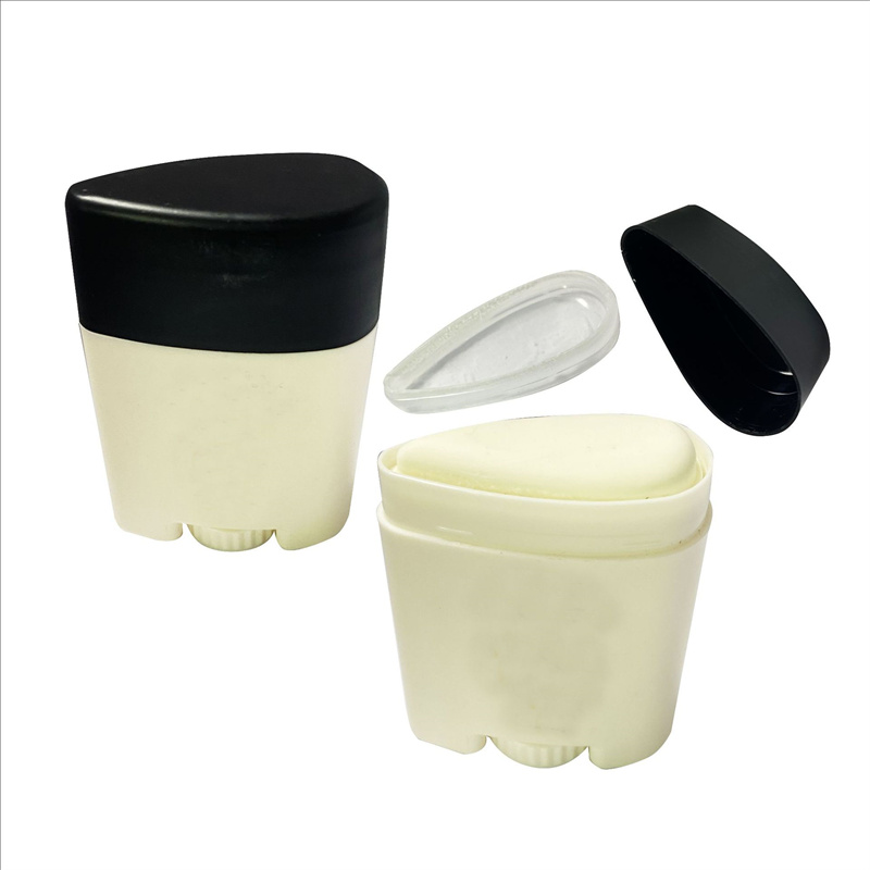 Reciklirana plastična posuda s naljepnicom dezodoransa za balzam za tijelo