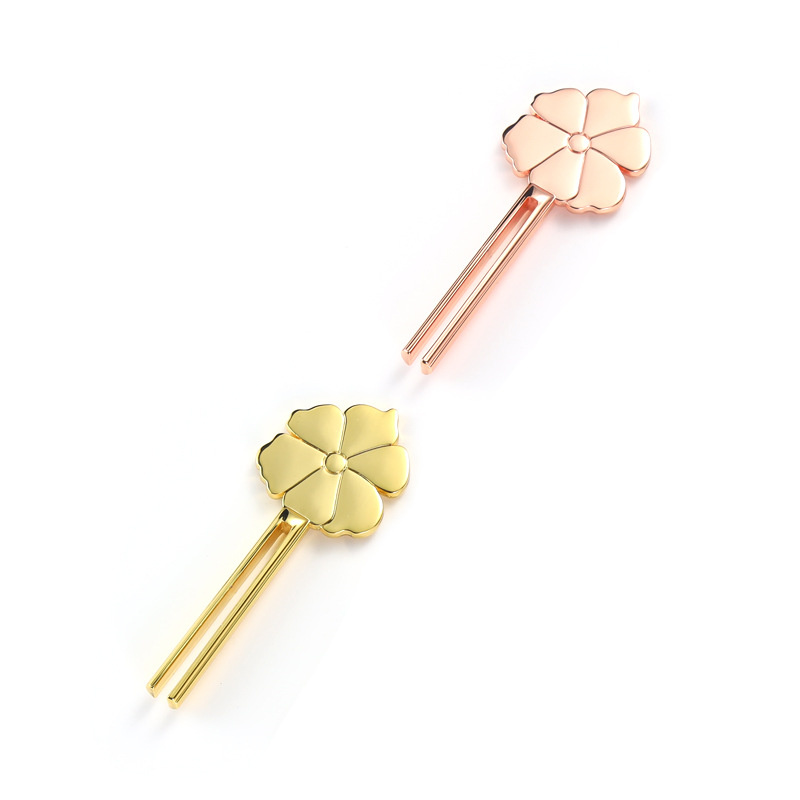 Cjevčica od legure cinka u obliku nasmiješenog cvijeta Cjevčica od legure cinka u obliku nasmiješenog cvijeta