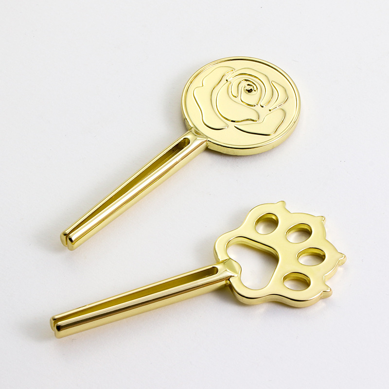 Jedinstveni dizajn cijedilice za mačju hranu u obliku mačje šape od legure cinka Jedinstveni dizajn cijedilice za mačju hranu u obliku mačje šape od legure cinka