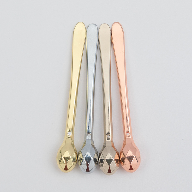 Jedinstveni dijamantni dizajn štapića za kremu za oči od legure cinka Jedinstveni dijamantni dizajn štapića za kremu za oči od legure cinka